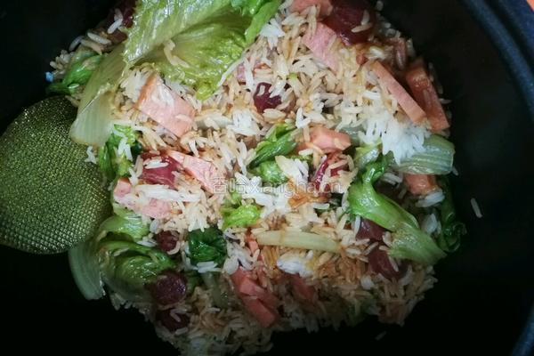 腊肉煲仔饭的做法图解5