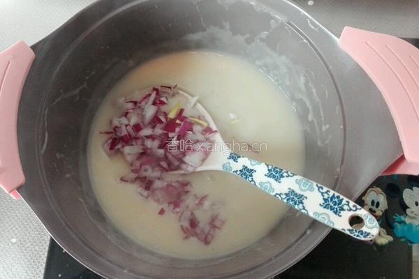 虾球双菇奶油浓汤的做法图解6