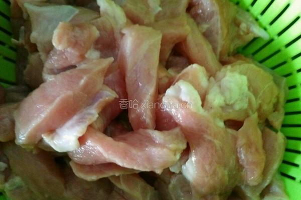 牙签肉的做法图解1