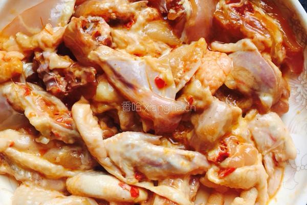 鸡肉炒青椒的做法图解1