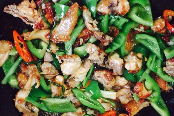 鸡肉炒青椒的做法图解4