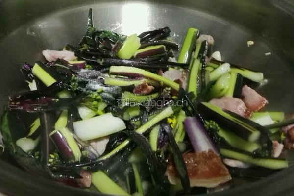 腊肉炒菜苔的做法图解8