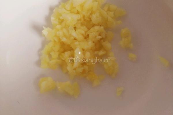韭菜皮蛋拌豆腐的做法图解9