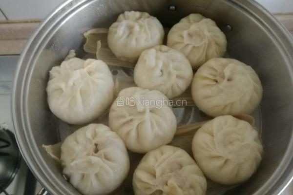 荸荠虾仁猪肉包子的做法图解17