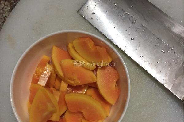 银耳木瓜鸡的做法图解2