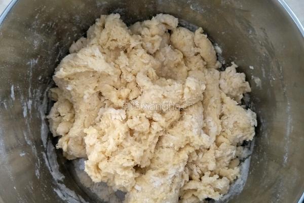 红豆馅面包的做法图解1