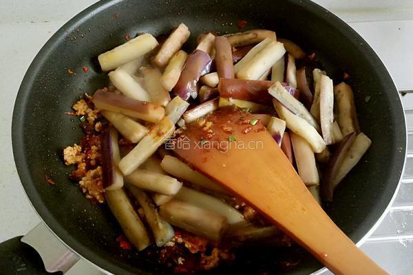 鱼香茄子煲的做法图解10