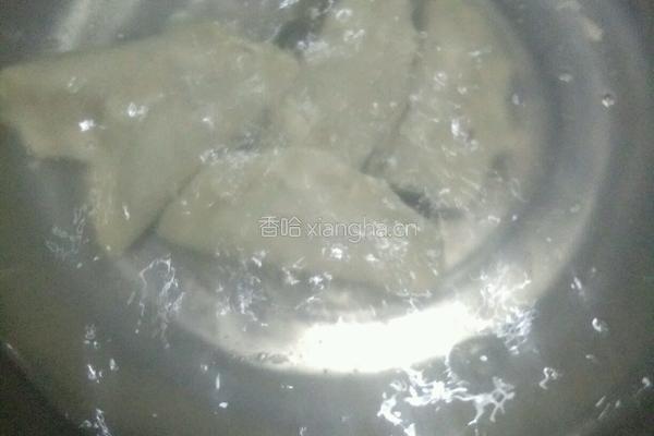 木耳香菇饺子的做法图解6