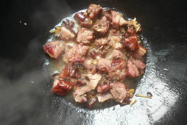 花生芹菜炒腊鸭的做法图解9