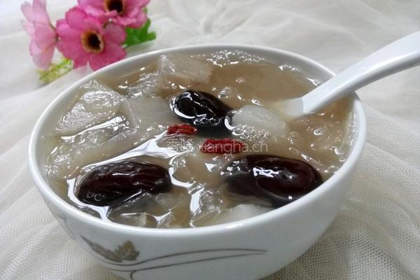 银耳雪梨汤的做法图解8