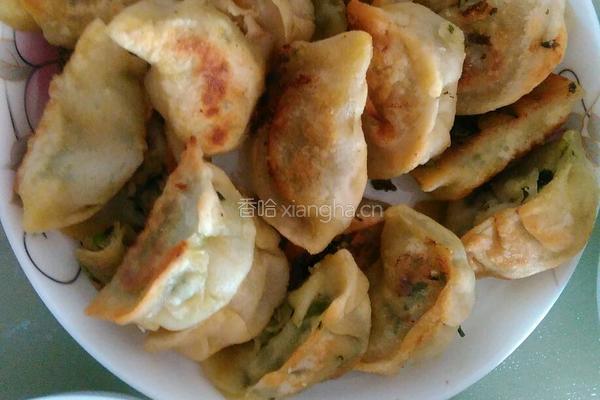 牛肉芹菜煎饺