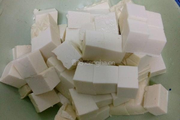 麻辣豆腐的做法图解1