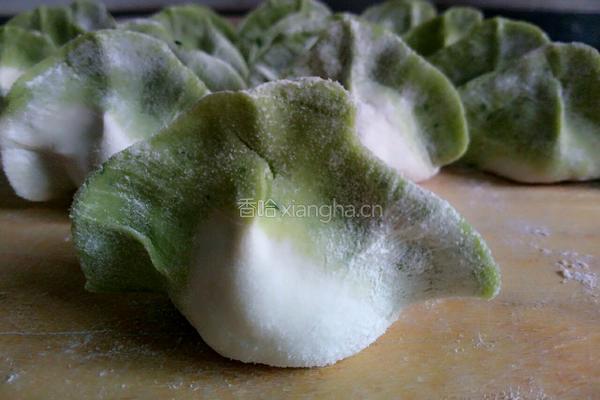 百财荠菜饺子的做法图解12
