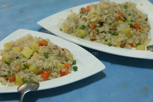 虾仁菠萝炒饭的做法图解13