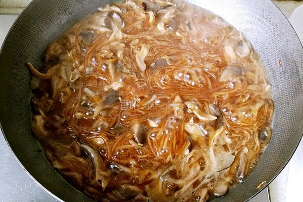 蘑菇炒粉条的做法图解7