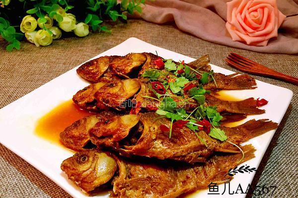 酥鲫鱼的做法图解8