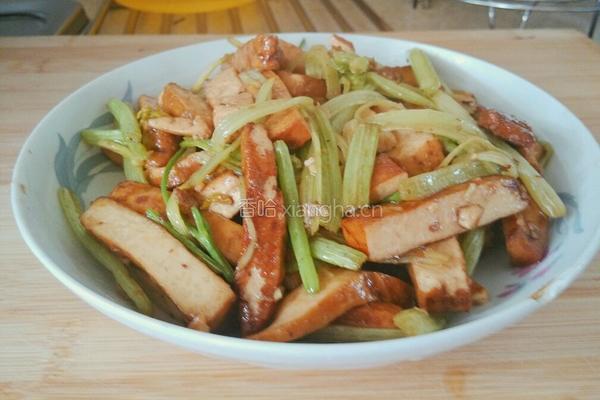 芹菜炒香干的做法图解8