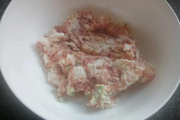 韭菜猪肉饺子馅的做法图解3
