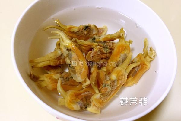 蛏子干棒骨汤的做法图解1