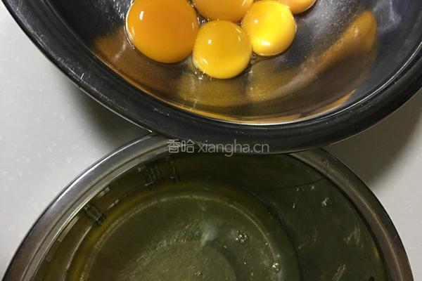 斑马纹戚风蛋糕的做法图解1