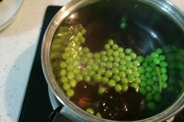 珍珠翡翠白玉汤的做法图解5
