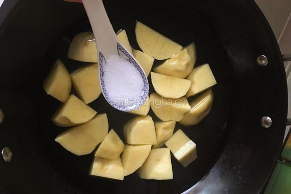 芝士土豆焗烤肠的做法图解5