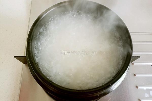 腊肠煲仔饭的做法图解6