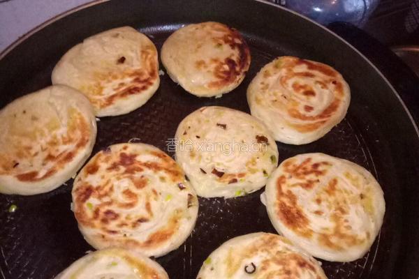 葱花手抓饼的做法图解11