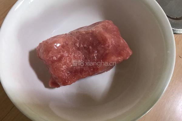 蒜黄炒肉丝的做法图解2