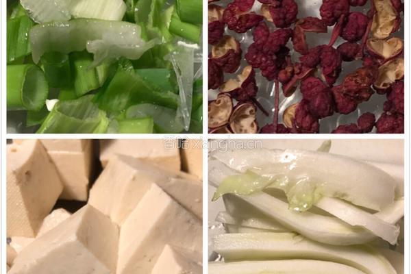秘笈豆腐素炖白菜的做法图解1