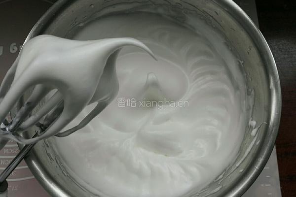 火龙果奶油蛋糕卷的做法图解8