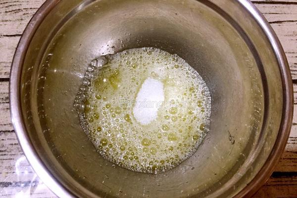 双色戚风蛋糕(八寸)的做法图解7