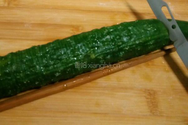 蓑衣黄瓜的做法图解5