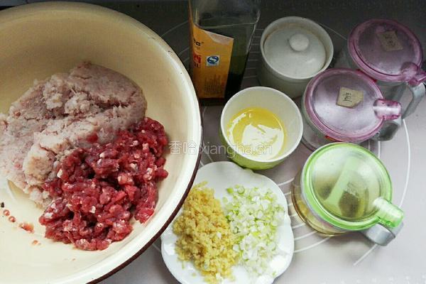 自制鱼肉丸子的做法图解1
