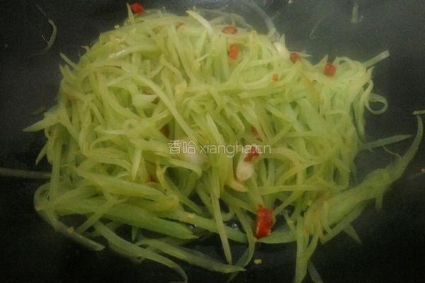 炝炒莴笋丝的做法图解8