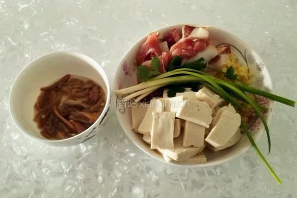 河蚌腊肉豆腐汤的做法图解4
