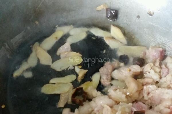 青蒜炒五花肉的做法图解4