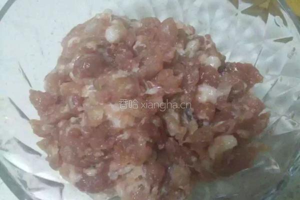 海参饺子的做法图解2