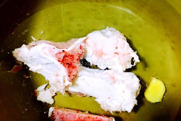 筒骨鲫鱼豆腐汤的做法图解5