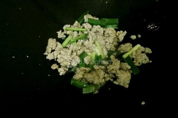 油燜肉末茄子的做法图解4