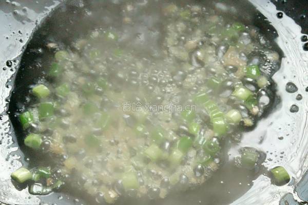 剁椒蚕豆炒鸡蛋的做法图解5