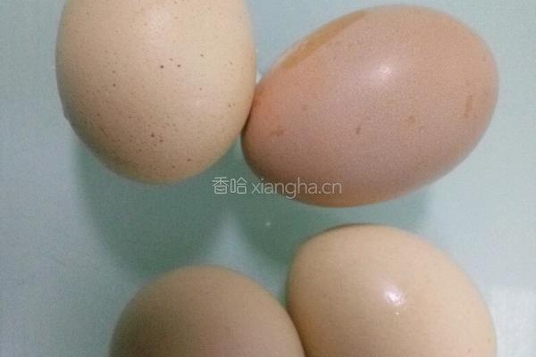 水煮土鸡蛋的做法图解2