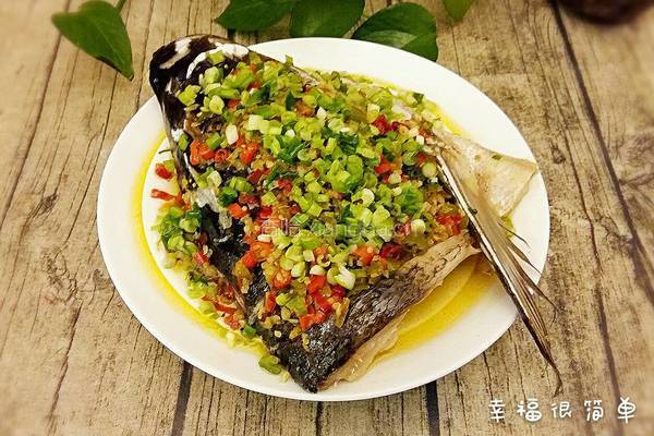剁椒鱼头的做法图解12