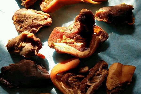 腌制五香腊肉