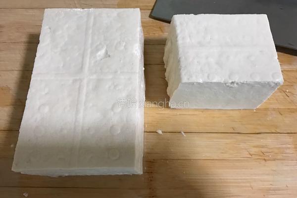 简易麻婆豆腐的做法图解1