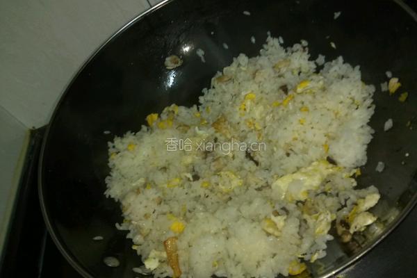 鸡蛋香菇炒饭的做法图解6