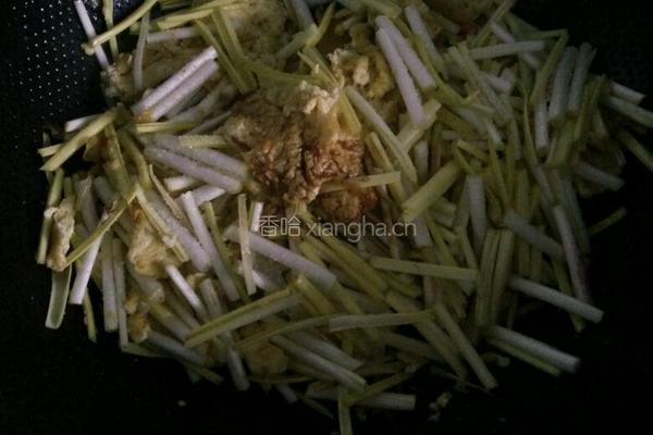 蒜黄肉丝炒鸡蛋的做法图解4