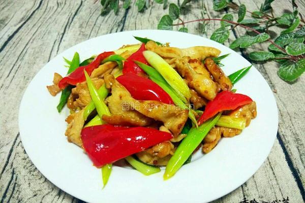 蒜苗炒鸡肉