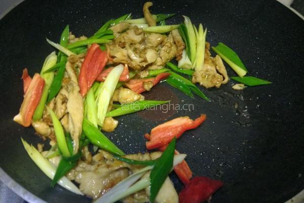 蒜苗炒鸡肉的做法图解9