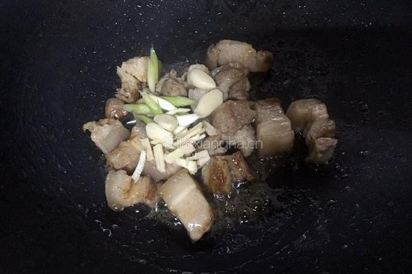 板栗红烧肉的做法图解10